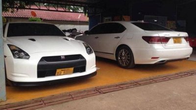 Chiêu trò đưa xe biển số Lào về Việt Nam tiêu thụ của những kẻ buôn lậu 1 Chiêu trò đưa xe biển số Lào về Việt Nam tiêu thụ của những kẻ buôn lậu 1a