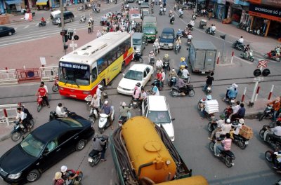Điều khiển phương tiện xe hạng A2 tham gia giao thông phải có bằng lái Điều khiển phương tiện xe hạng A2 tham gia giao thông phải có bằng lái.