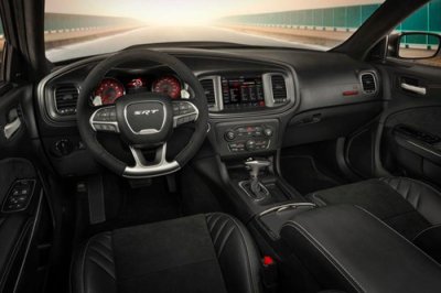 Dodge Charger SRT Hellcat Widebody 2020: Mẫu sedan mạnh mẽ nhất hành tinh 5 Dodge Charger SRT Hellcat Widebody 2020: Mẫu sedan mạnh mẽ nhất hành tinh a5