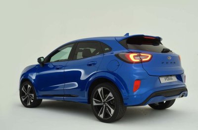 Ford Puma 2020 - ảnh 4 Góc 3/4 đuôi xe Ford Puma 2020.