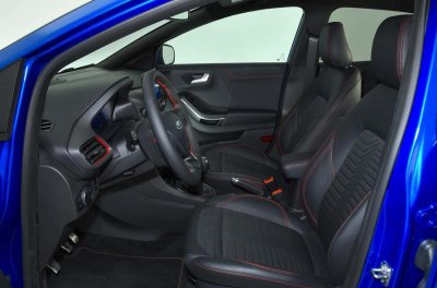 Ford Puma 2020 - ảnh 5 Hàng ghế trước Ford Puma 2020.