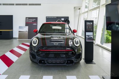 Showroom trưng bày của MINI 3 Showroom MINI 3