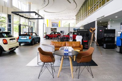 Showroom trưng bày của MINI 4 Showroom MINI 4