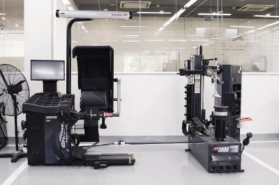 Xưởng dịch vụ BMW Sala 10 Xưởng dịch vụ BMW 10
