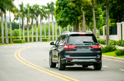 Giá lăn bánh xe BMW X7 2019 vừa ra mắt thị trường Việt 11 Giá lăn bánh xe BMW X7 2019 vừa ra mắt thị trường Việt a11