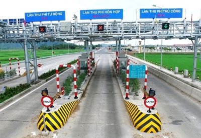 Bộ GTVT đề xuất cấm các phương tiện chưa dán thẻ đi vào các làn thu phí 2 Bộ GTVT đề xuất cấm các phương tiện chưa dán thẻ đi vào các làn thu phí 2a