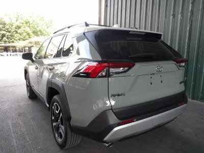 Đuôi xe Toyota RAV4 2019 Đuôi xe RAV4 2019