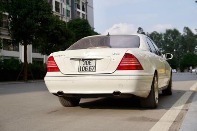 Mercedes-Benz S-Class 2003 "đắt" ngang Kia Cerato 2019 dù đã tân trang lại a2