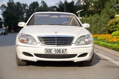 Mercedes-Benz S-Class 2003 "giữ dáng" kỹ như hoa hậu vẫn mất giá sau 16 năm sử dụng a1