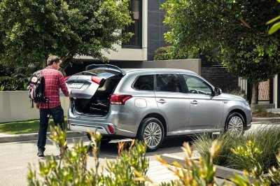 Mitsubishi Outlander PHEV Mitsubishi Outlander PHEV.