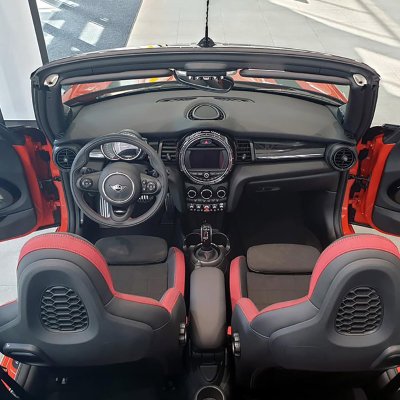 Chiêm ngưỡng MINI John Cooper Works mui trần 2019 đầu tiên về Việt Nam 2 Chiêm ngưỡng MINI John Cooper Works mui trần 2019 đầu tiên về Việt Nam 2a