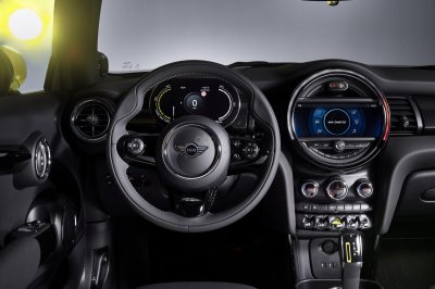 MINI Cooper SE tích hợp các tinh túy của thiết kế nội thất MINI Cooper SE tích hợp các tinh túy của thiết kế nội thất