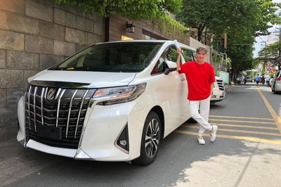 Mr. Đàm sắm "Chuyên cơ mặt đất" Toyota Alphard a1