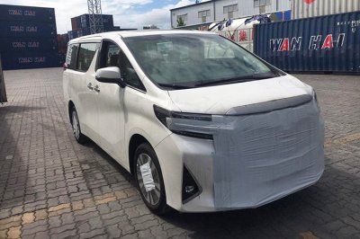 Mr. Đàm sắm "Chuyên cơ mặt đất" Toyota Alphard a2