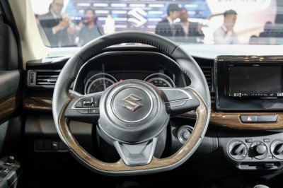 Cuối năm mới được giao xe, khách mua Suzuki Ertiga 2019 chờ dài cổ 8 Cuối năm mới được giao xe, khách mua Suzuki Ertiga 2019 chờ dài cổ a8