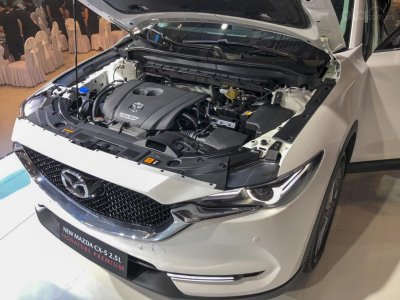Động cơ của Mazda CX-5 2019 được tinh chỉnh để tăng thêm 15% cả công suất lẫn mô-men xoắn Động cơ của Mazda CX-5 2019 được tinh chỉnh để tăng thêm 15% cả công suất lẫn mô-men xoắn.