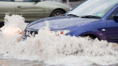 10 điều nên tuân thủ khi ô tô bị ngập nước - Xe chết trôi không đủ mồ hôi để sửa 10 điều nên tuân thủ khi ô tô bị ngập nước - Xe chết trôi không đủ mồ hôi để sửa