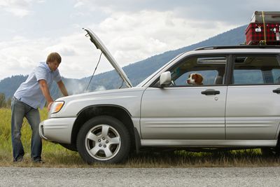 10 điều nên tuân thủ khi ô tô bị ngập nước - Khảo sát hệ thống điện, điện tử 10 điều nên tuân thủ khi ô tô bị ngập nước - Khảo sát hệ thống điện, điện tử