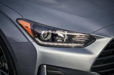 Hyundai Veloster 2020 đèn trước