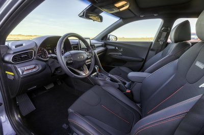 Hyundai Veloster 2020 - ảnh 6 Hyundai Veloster 2020 nội thất
