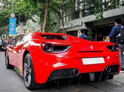 Ferrari 488 Spider có công suất 670 mã lực Ferrari 488 Spider có công suất 670 mã lực