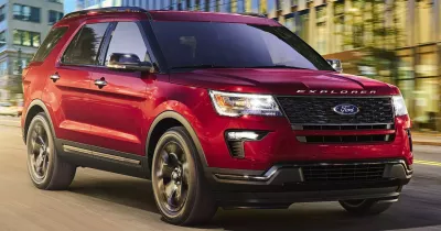 Ford Explorer đang được giảm giá lên tới 150 triệu đồng Ford Explorer đang được giảm giá lên tới 150 triệu đồng