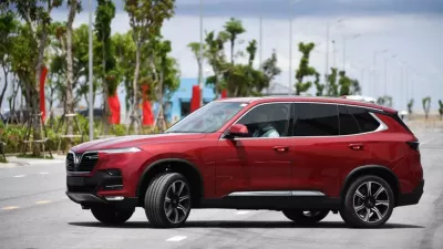 VinFast Lux S A2.0 mới được bàn giao cho khách hàng VinFast Lux S A2.0 mới được bàn giao cho khách hàng