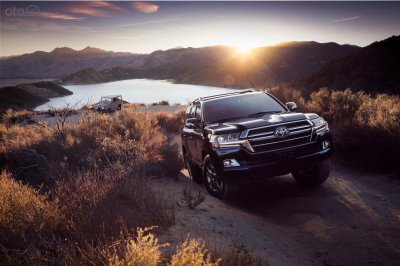 Toyota Land Cruiser Heritage Edition 2020 chốt giá chính thức hơn 2 tỷ đồng Toyota Land Cruiser Heritage Edition 2020 chốt giá chính thức hơn 2 tỷ đồng