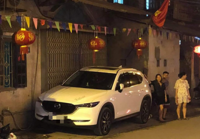 Đỗ xe trước cửa nhà: Cư xử với nhau ra sao để thể hiện văn hóa? 2 Đỗ xe trước cửa nhà: Cư xử với nhau ra sao để thể hiện văn hóa? a2