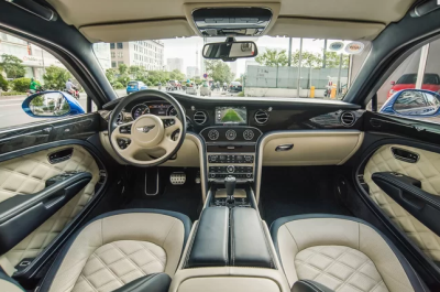 Nội thất hai tông màu của Bentley Mulsanne Speed Nội thất hai tông màu của Bentley Mulsanne Speed