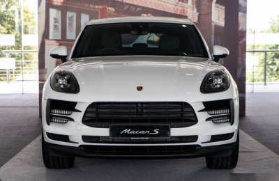 Porsche Macan S 2019 ra mắt tại Malaysia, giá bán 3,8 tỷ đồng Porsche Macan S 2019 ra mắt tại Malaysia, giá bán 3,8 tỷ đồng