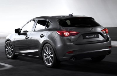 Đuôi xe Mazda 3 được thiết kế thanh thoát nhưng vẫn không kém phần mạnh mẽ Đuôi xe Mazda 3 được thiết kế thanh thoát nhưng vẫn không kém phần mạnh mẽ.