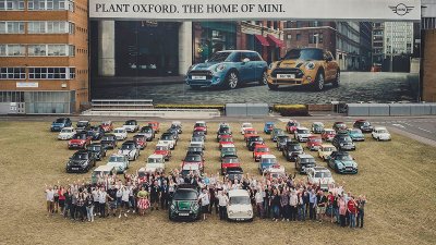 MINI chào mừng chiếc xe thứ 10 triệu xuất xưởng tại nhà máy Oxford 1 MINI chào mừng chiếc xe thứ 10 triệu xuất xưởng tại nhà máy Oxford a1