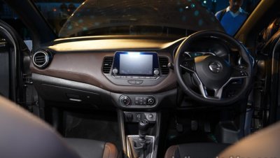 Nissan Kicks XE bản chạy dầu ra mắt với giá 325 triệu VNĐ - ảnh 4 Nissan Kicks XE bản chạy dầu ra mắt với giá 325 triệu VNĐ.