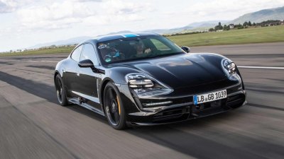 Ô tô điện Porsche Taycan ấn định ngày ra mắt 04/09 tới Ô tô điện Porsche Taycan ấn định ngày ra mắt 04/09 tới