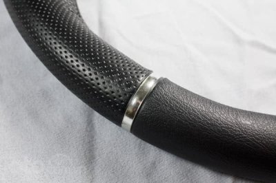 Hướng dẫn làm sạch các loại vô lăng khác nhau - Đảm bảo loại bỏ hẵn hóa chất khỏi các khu vực dễ bám Hướng dẫn làm sạch các loại vô lăng khác nhau - Đảm bảo loại bỏ hẵn hóa chất khỏi các khu vực dễ bám