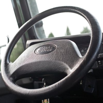 Hướng dẫn làm sạch các loại vô lăng khác nhau - Nhựa chỉ sạch là được Hướng dẫn làm sạch các loại vô lăng khác nhau - Nhựa chỉ sạch là được