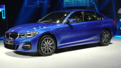 BMW 3-Series 2019 thế hệ mới đã tới Ấn Độ, giá chỉ 1,3 tỷ đồng - ảnh 1 Đầu xe BMW 3-Series 2019