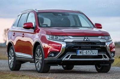 Mitsubishi Outlander 2019.