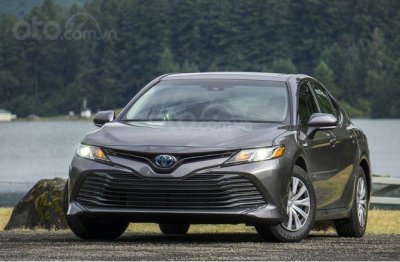 Toyota Camry 2019.