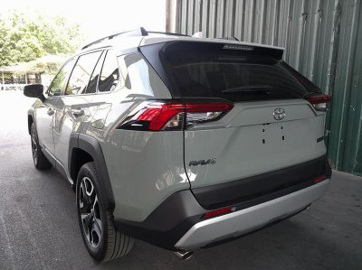 Toyota RAV4 2019 về Việt Nam, đắt gấp đôi Honda CR-V, Mazda CX-5 a2