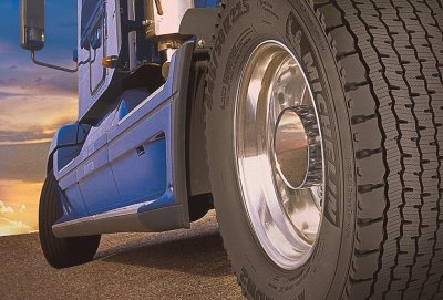 Lốp Michelin là sự lựa chọn hàng đầu của các dòng xe tải hạng nặng Lốp Michelin là sự lựa chọn hàng đầu của các dòng xe tải hạng nặng.