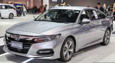 Phân khúc hạng D tại Việt Nam năm 2019: Camry nhập khẩu, Accord thế hệ mới chuẩn bị ra mắt - Ảnh 2 Phân khúc hạng D tại Việt Nam năm 2019: Camry nhập khẩu, Accord thế hệ mới chuẩn bị ra mắt - Ảnh 2.
