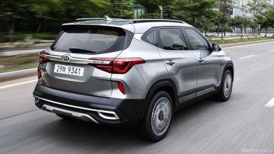 Kia Seltos 2020 chốt giá rẻ bằng một nửa Hyundai Kona a2