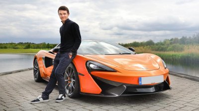 Lando Norris và McLaren 570S Spider