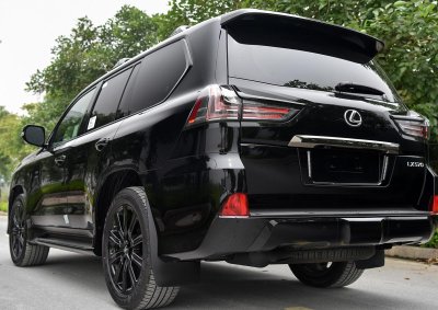 Lexus LX570 Inspiration sở hữu động cơ 5.7L V8, cho ra công suất 383 mã lực Lexus LX570 Inspiration sở hữu động cơ 5.7L V8, cho ra công suất 383 mã lực
