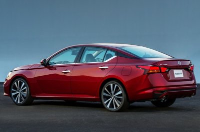 Top 10 xe sedan tiết kiệm nhiên liệu nhất khi chạy trên đường cao tốc - Nissan Altima 2.5 S FWD 2019 Top 10 xe sedan tiết kiệm nhiên liệu nhất khi chạy trên đường cao tốc - Nissan Altima 2.5 S FWD 2019.