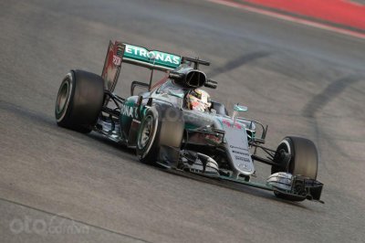 Xe đua Mercedes F1 W05 Hybrid 2014.