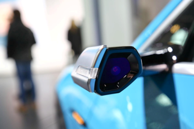 NHTSA lên kế hoạch thử nghiệm việc ứng dụng camera thay thế gương chiếu hậu truyền thống trên ô tô NHTSA lên kế hoạch thử nghiệm việc ứng dụng camera thay thế gương chiếu hậu truyền thống trên ô tô.