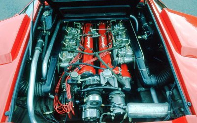 Lamborghini V12: 1964-2010 (46 năm) Lamborghini V12: 1964-2010 (46 năm).
